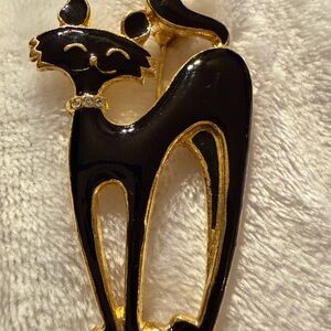 Chic Black and Gold Cat Brooch